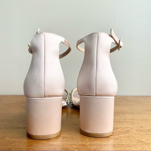 Jewel BADGLEY MISCHKA Joanne Ankle Strappy Block Low Heel Satin Open Toe - Picture 7 of 16